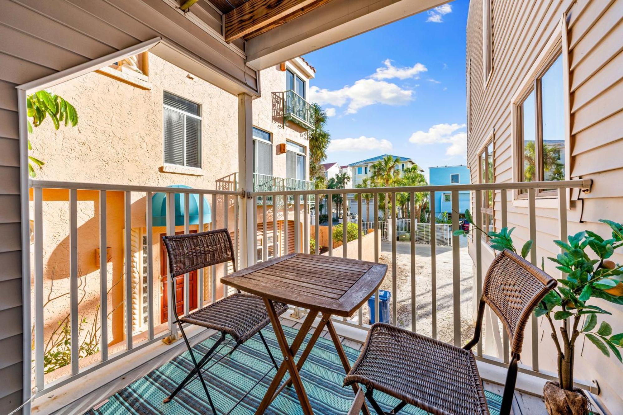 Апартаменты Coastal Surfside Сиеста-Ки Экстерьер фото